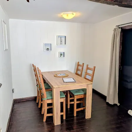 Πανσιόν Gaestehaus Romantika 3*